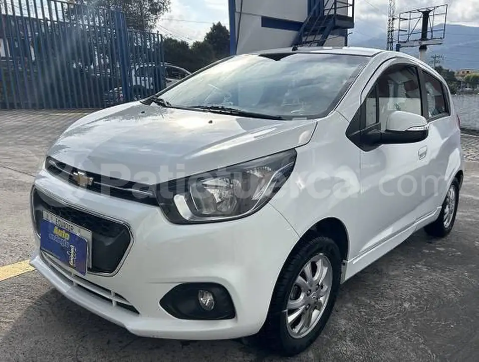 Foto 1 de Chevrolet Spark Premier