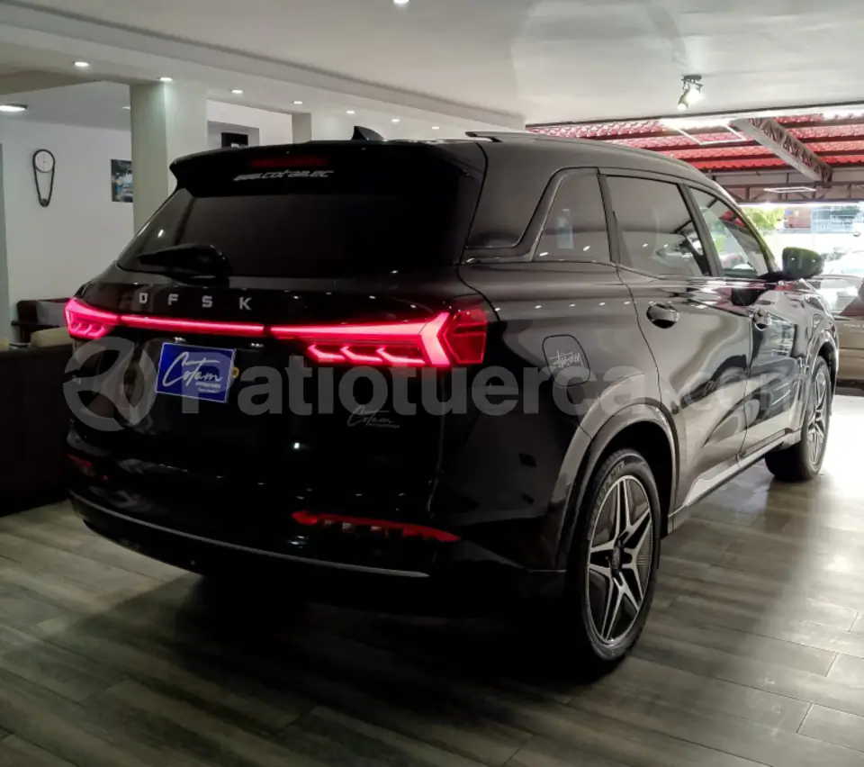 Foto 2 de DFSK E5 Supreme