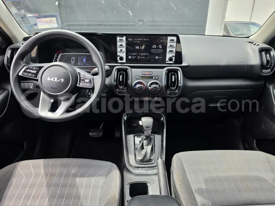 Foto 14 de Kia Sonet