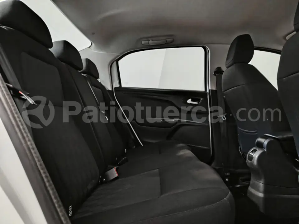 Foto 12 de Citroen C- Elysee Shine