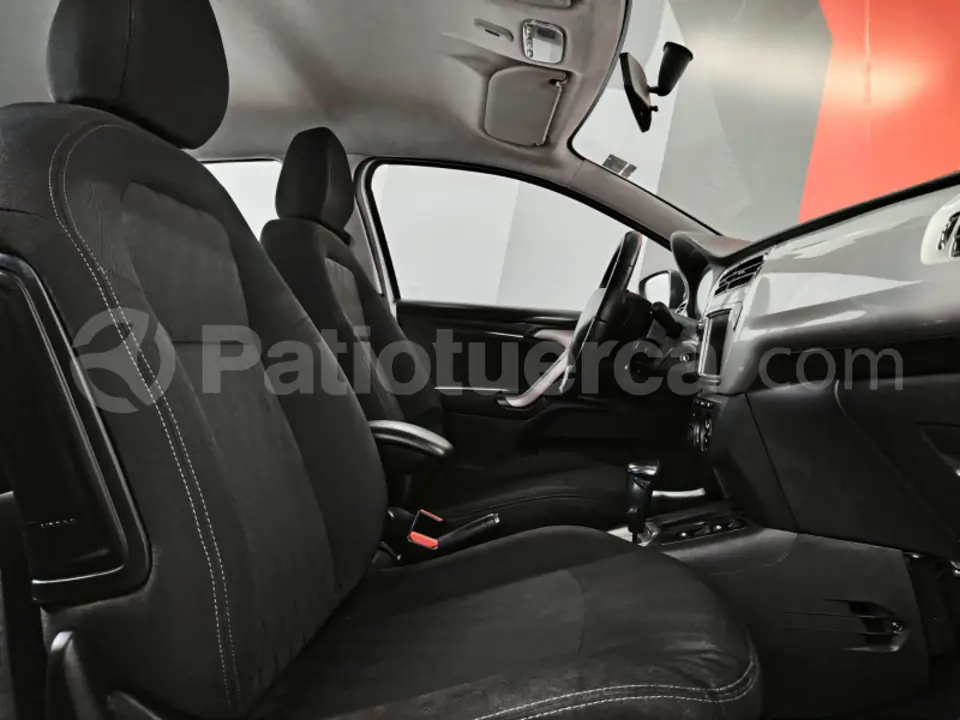 Foto 13 de Citroen C- Elysee Shine