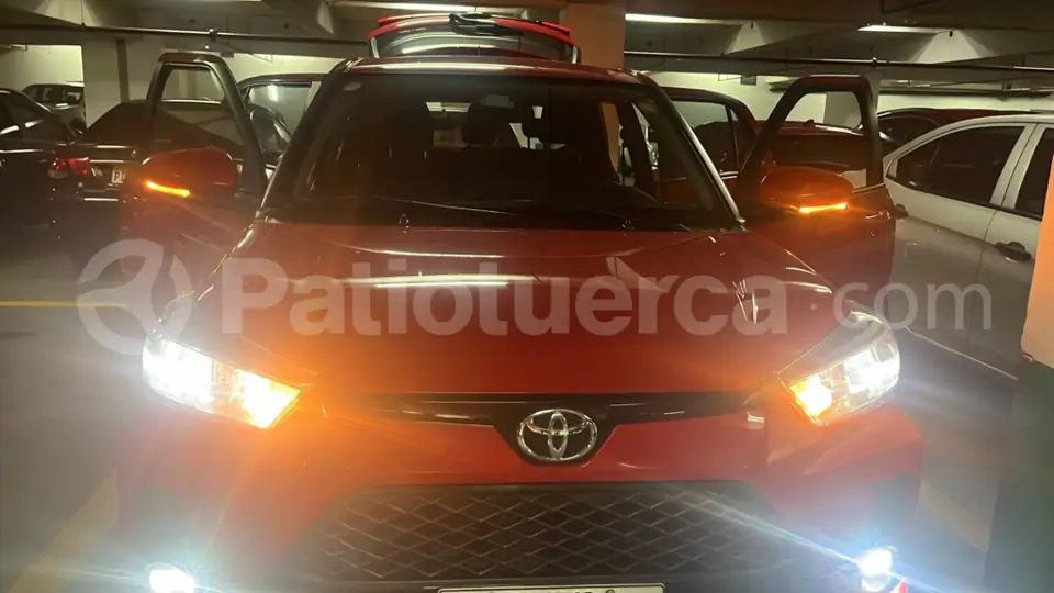 Foto 2 de Toyota RAIZE