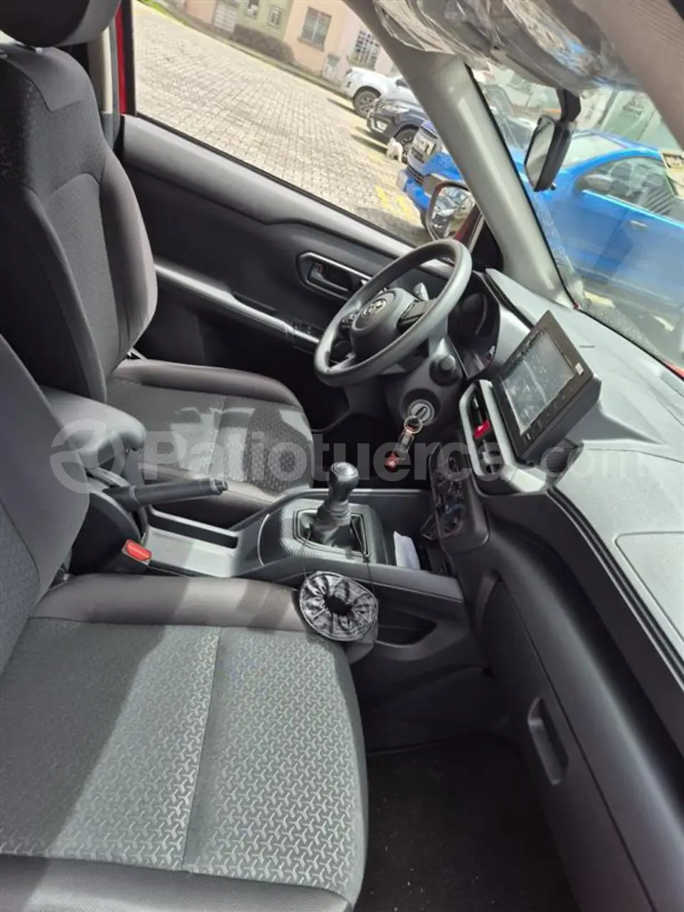 Foto 3 de Toyota RAIZE