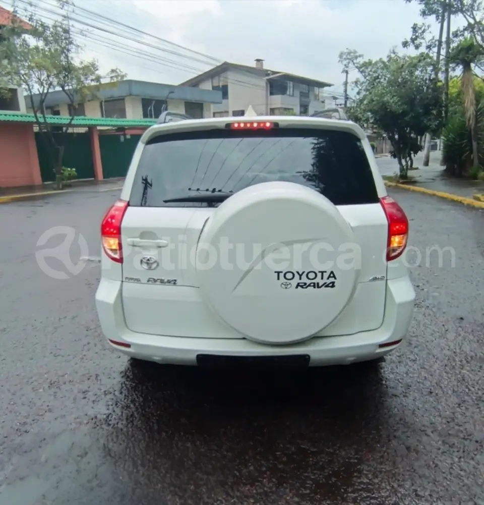 Foto 6 de Toyota RAV 4