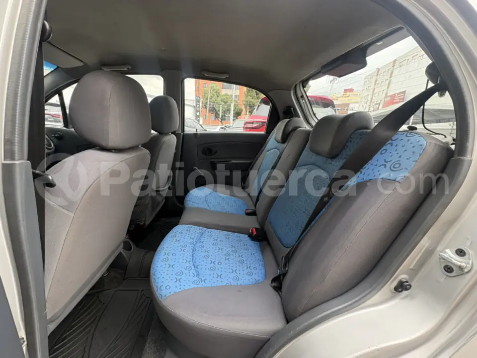 Foto 3 de Chevrolet Spark Life