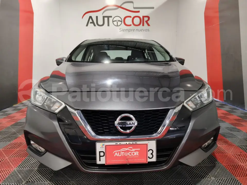 Foto 8 de Nissan Versa