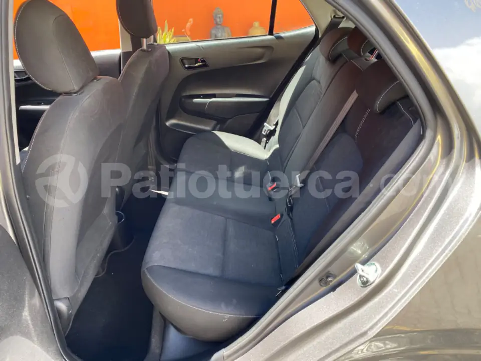 Foto 5 de Kia PICANTO LX