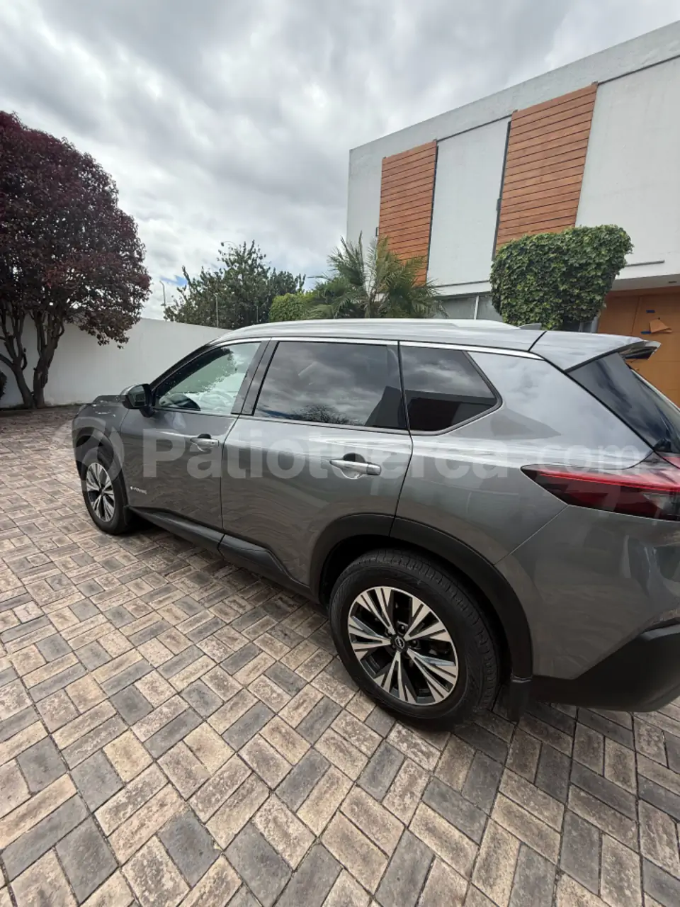 Foto 2 de Nissan XTRAIL EPOWER