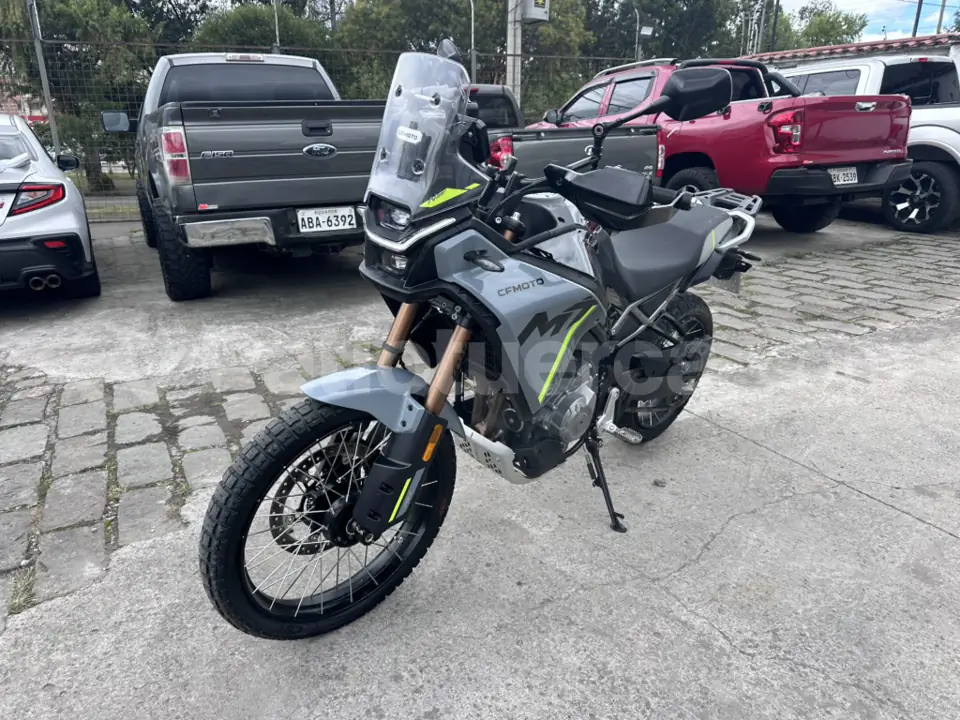 Foto 1 de CF MOTO 450 S