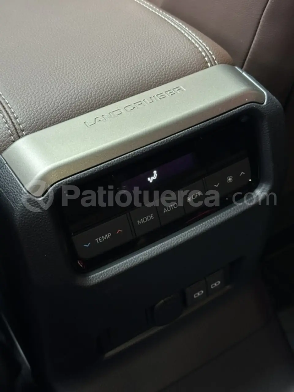 Foto 13 de Toyota LAND CRUISER 250