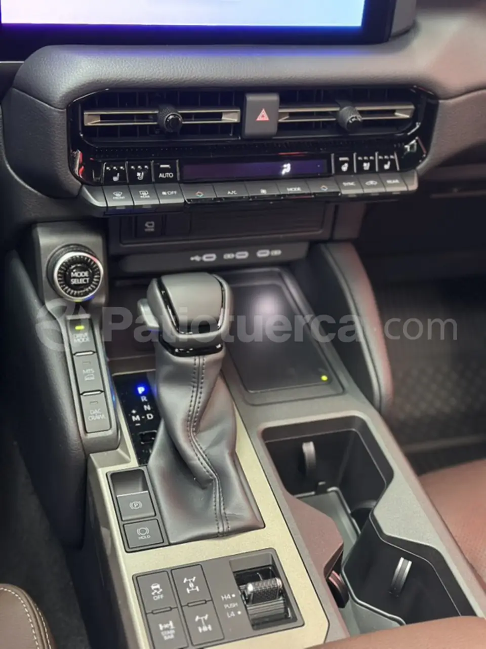 Foto 16 de Toyota LAND CRUISER 250