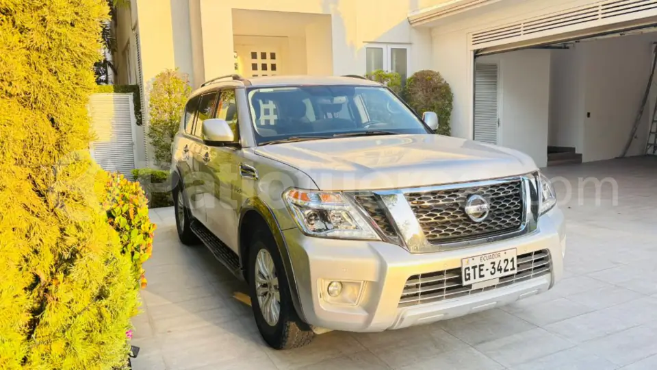 Foto 2 de Nissan Armada