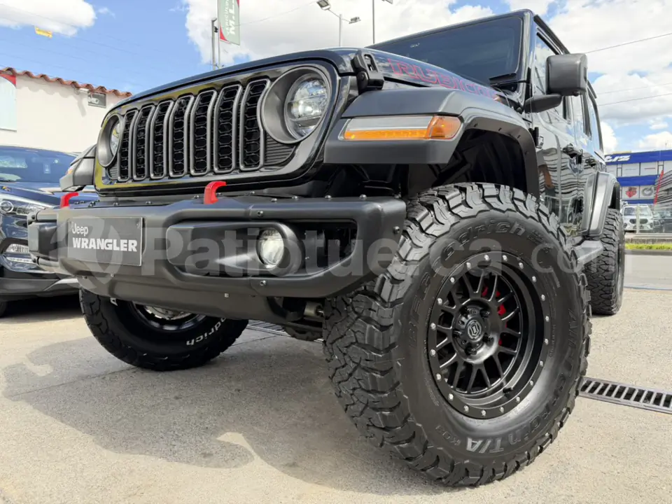 Foto 3 de Jeep Wrangler Unlimited Rubicon
