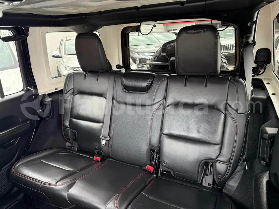 Foto 49 de Jeep Wrangler Unlimited Rubicon