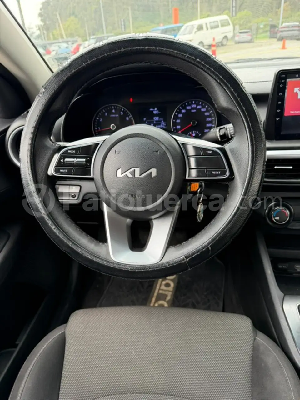 Foto 13 de Kia Cerato