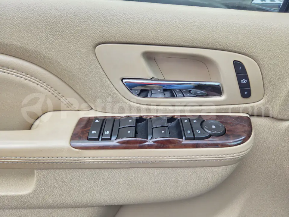 Foto 6 de Cadillac Escalade Hibrido