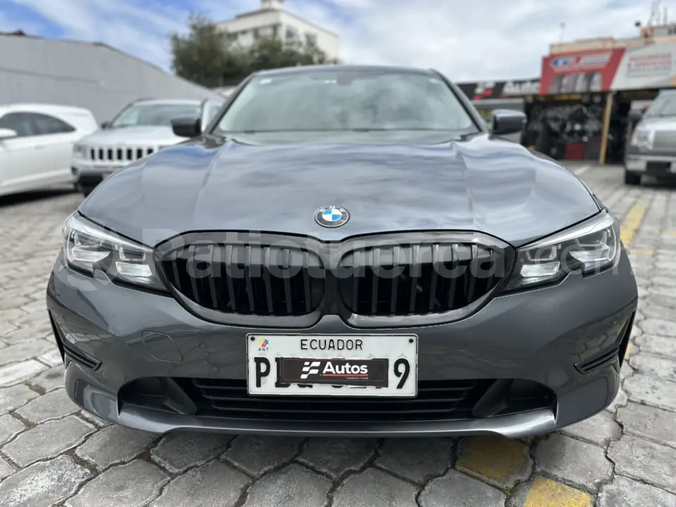 Foto 2 de BMW 320i