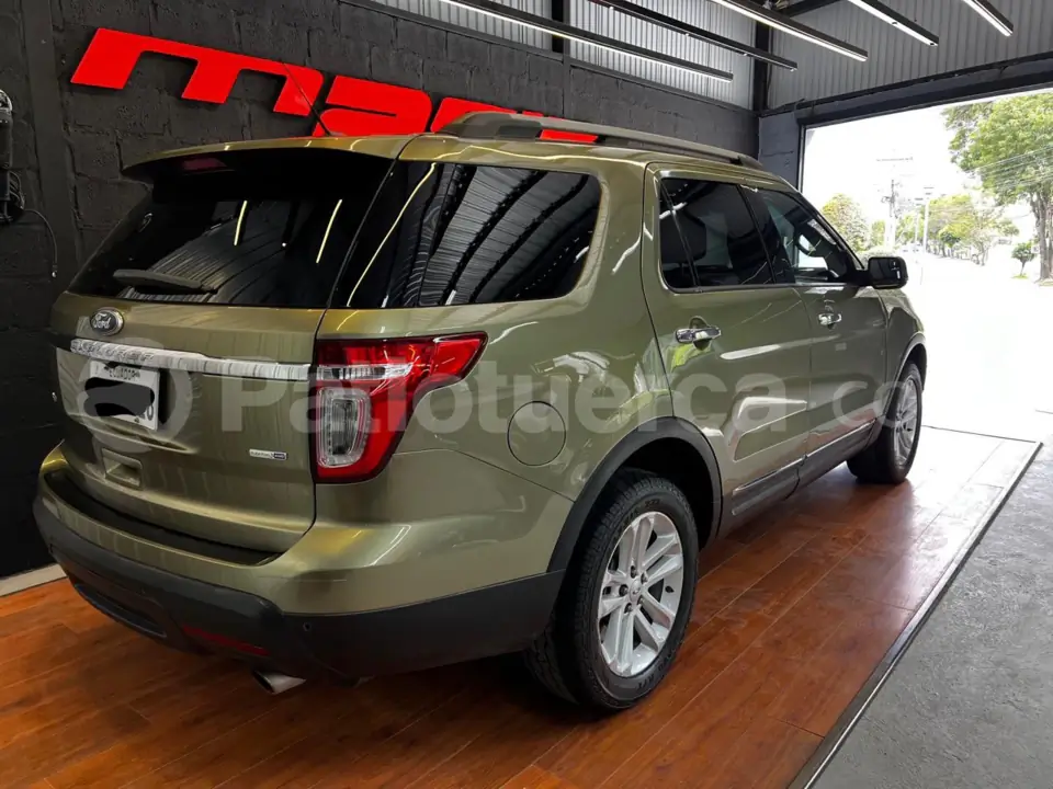Foto 2 de Ford Explorer XLT