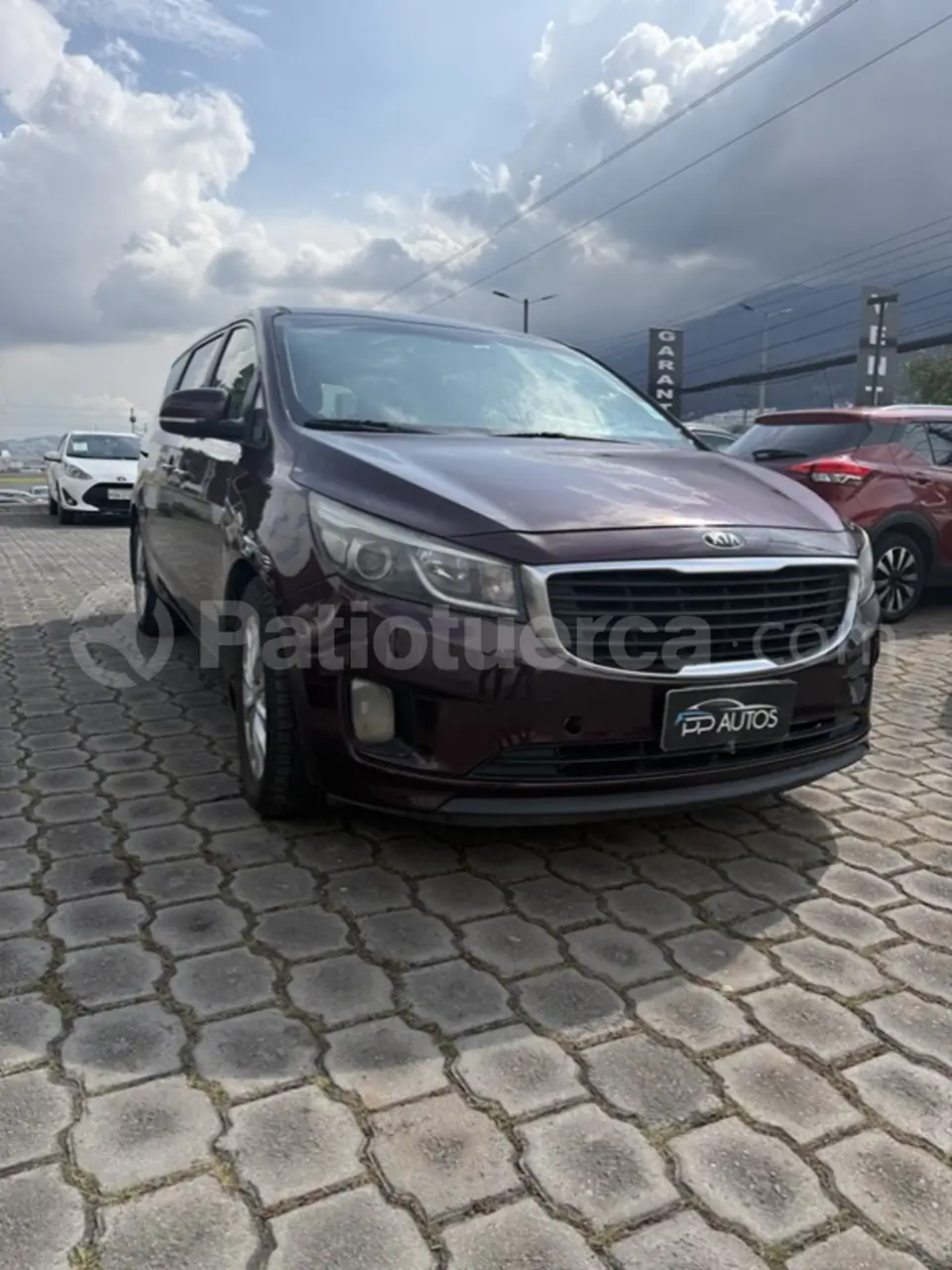 Foto 3 de Kia Grand Carnival