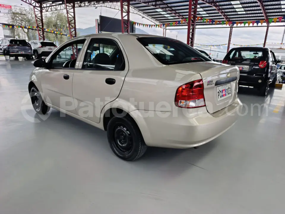 Foto 4 de Chevrolet Aveo Family