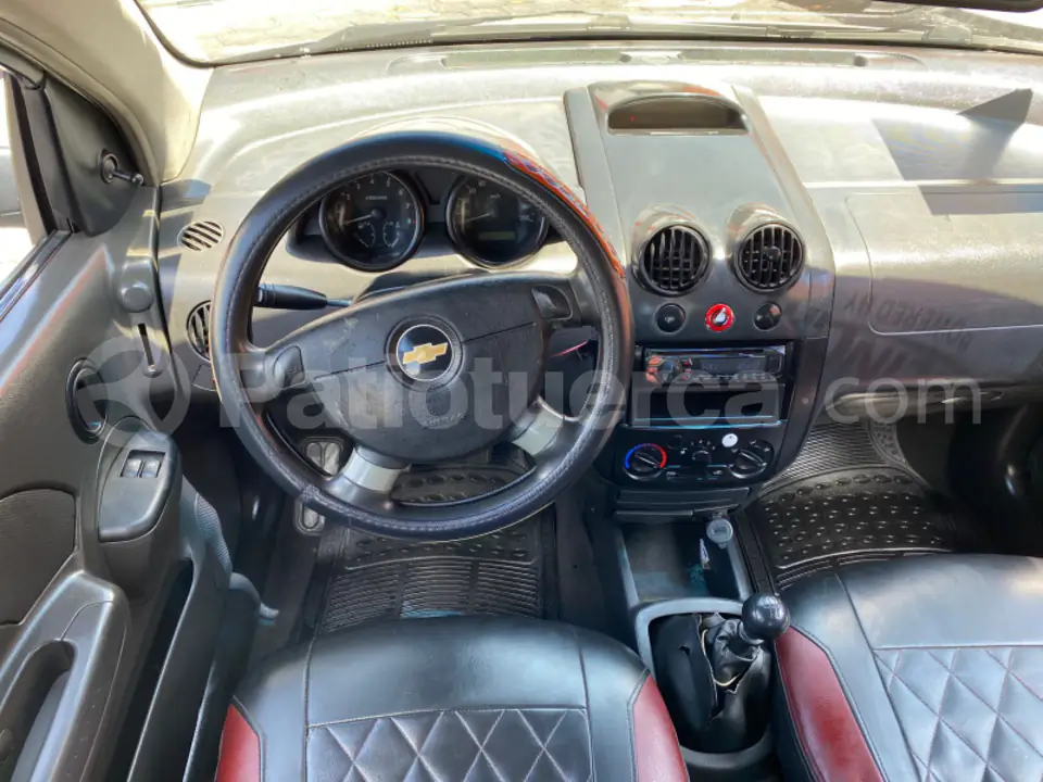 Foto 4 de Chevrolet Aveo Activo