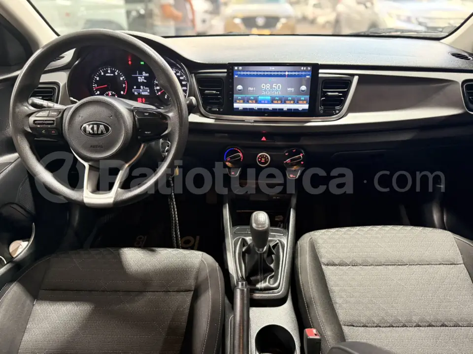 Foto 12 de Kia RIO LX