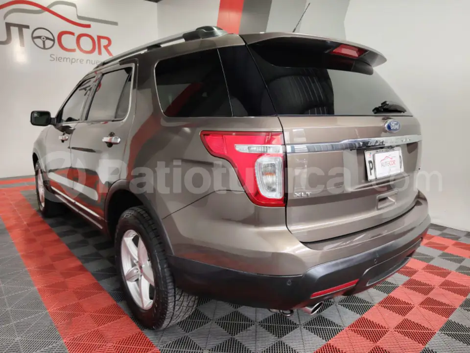Foto 6 de Ford Explorer XLT