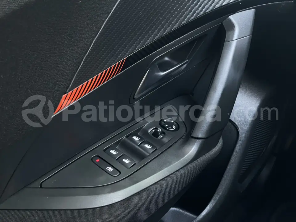 Foto 16 de Peugeot 2008 fin h