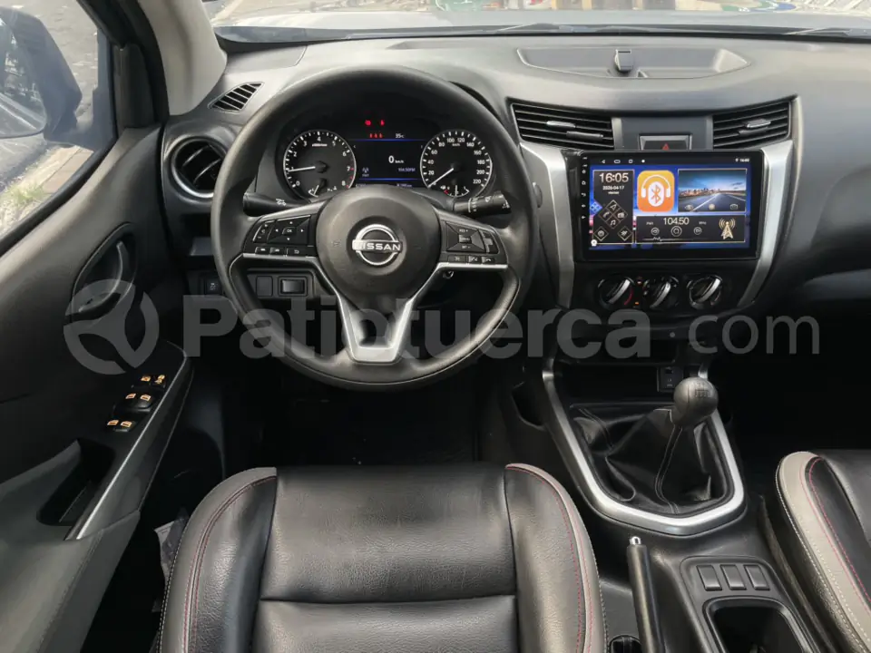 Foto 15 de Nissan FRONTIER S
