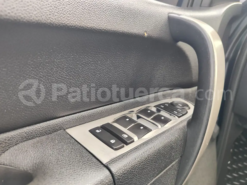 Foto 12 de Chevrolet Silverado Hibrido 4x4