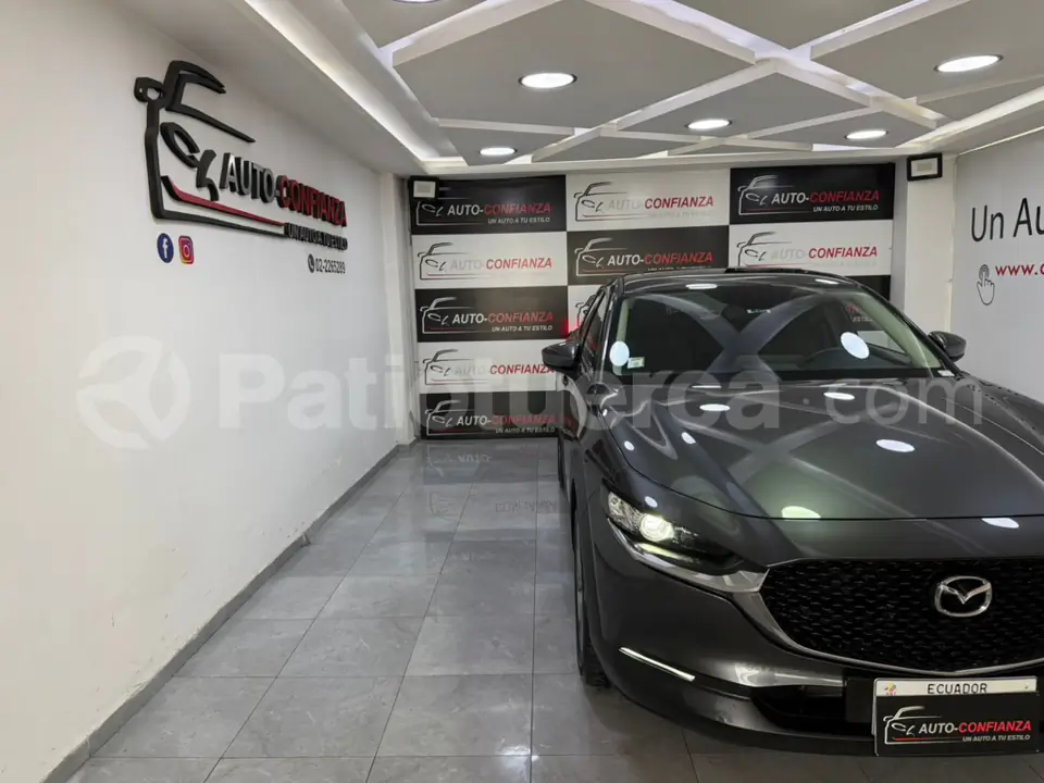 Foto 1 de Mazda CX-30