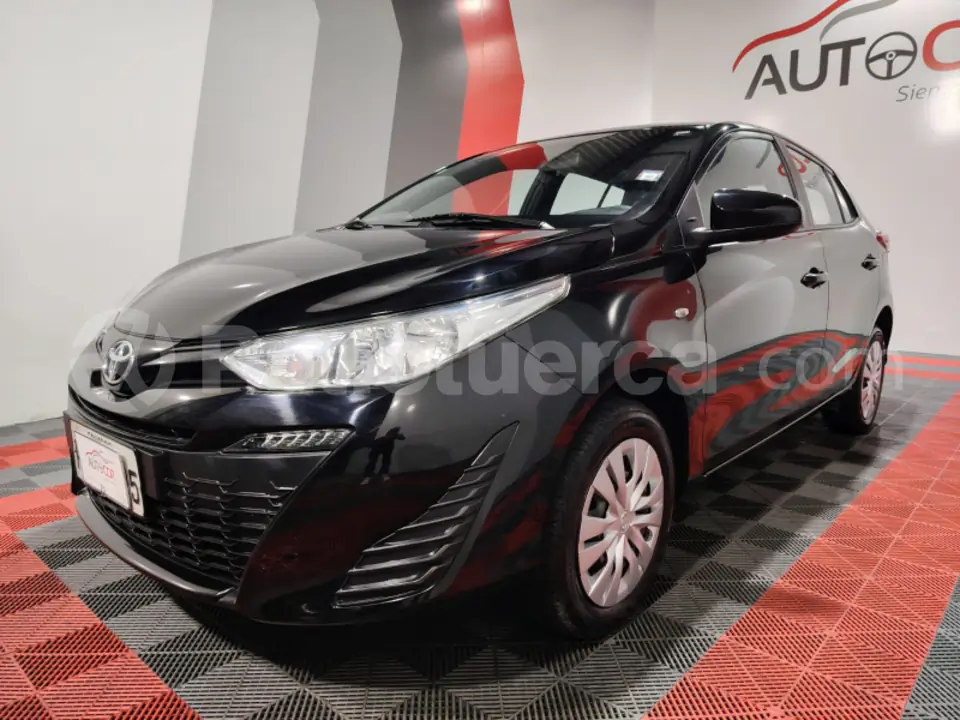 Foto 4 de Toyota Yaris HB