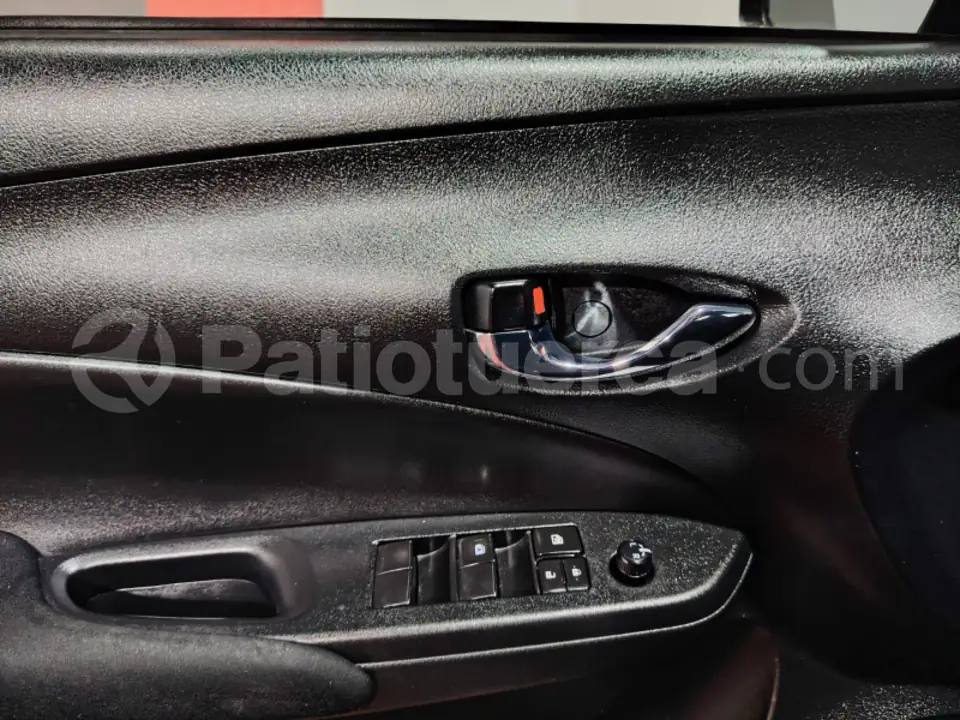 Foto 24 de Toyota Yaris