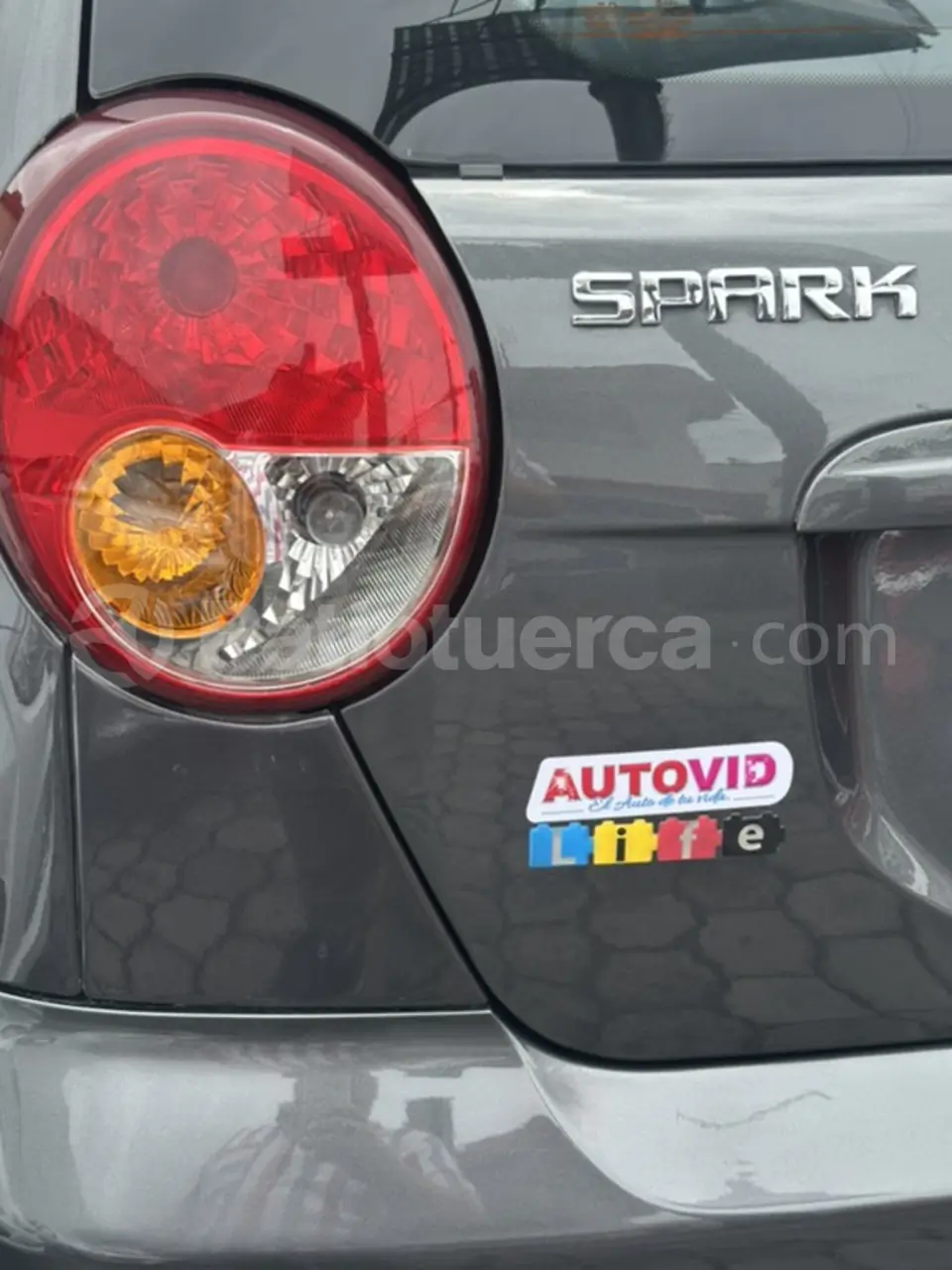 Foto 7 de Chevrolet spark Life LT