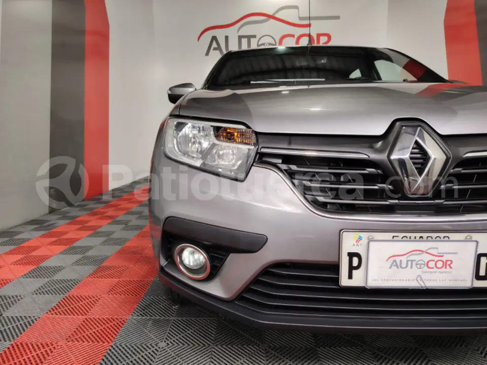 Foto 8 de Renault LOGAN CROSS INTENS