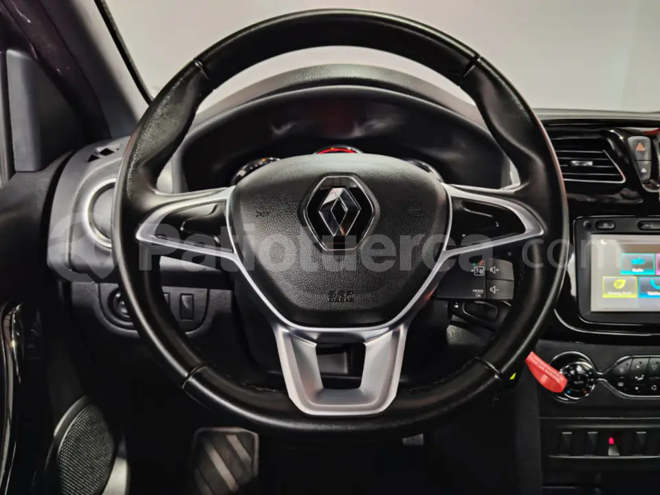 Foto 23 de Renault LOGAN CROSS INTENS