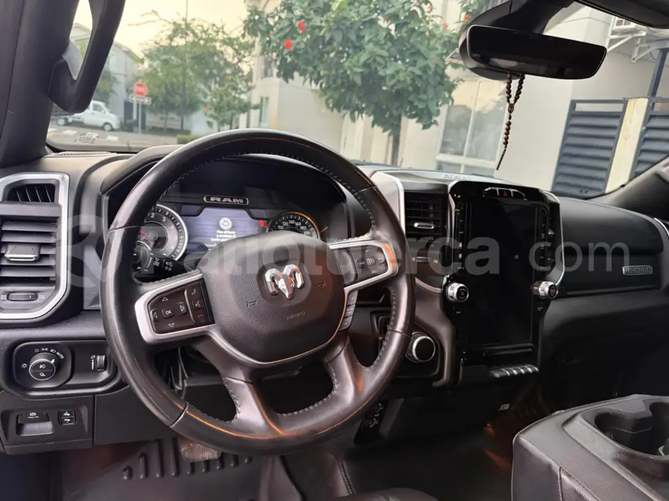 Foto 8 de Dodge RAM 1500