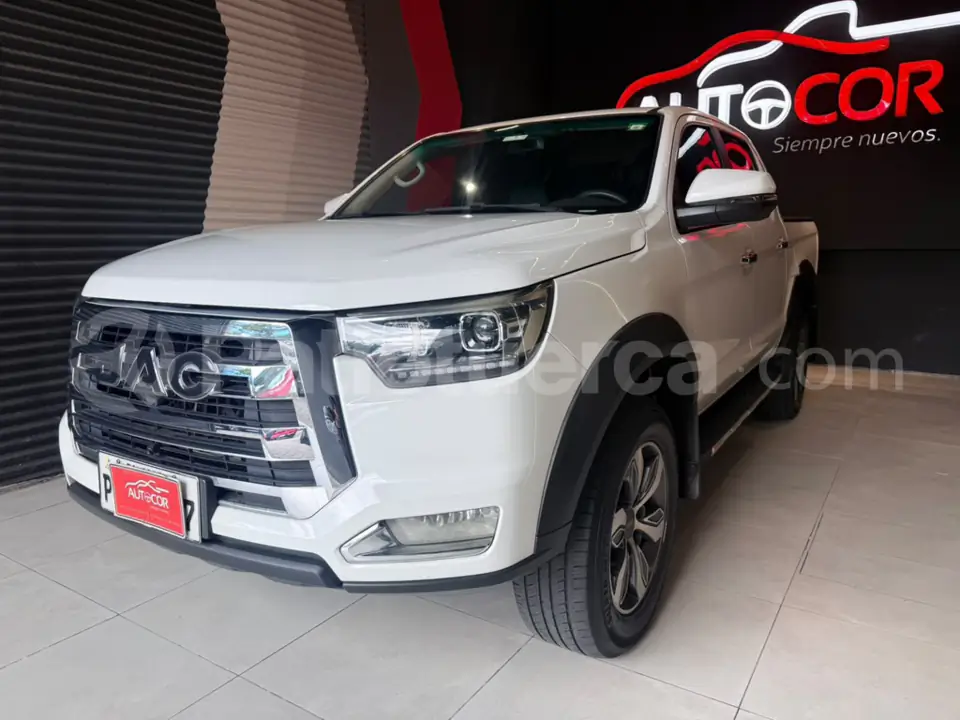 Foto 1 de JAC T8
