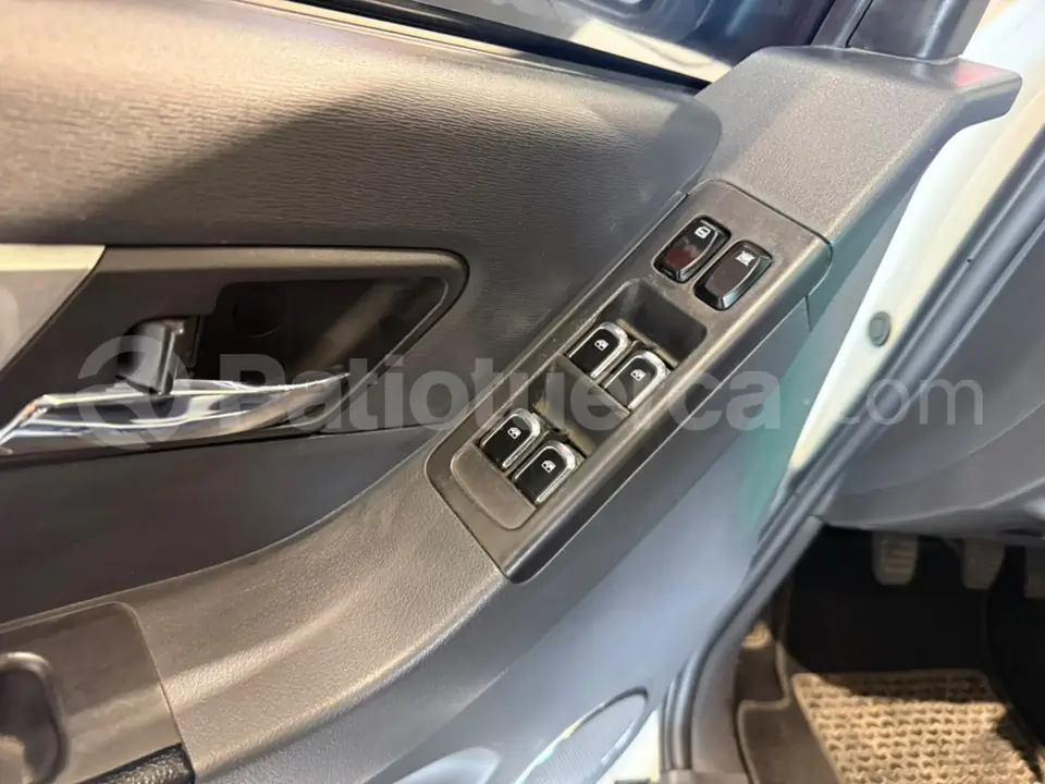 Foto 16 de JAC T8