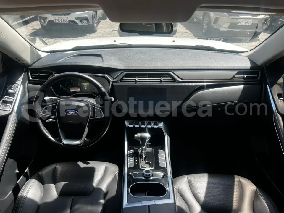 Foto 20 de Ford Territory