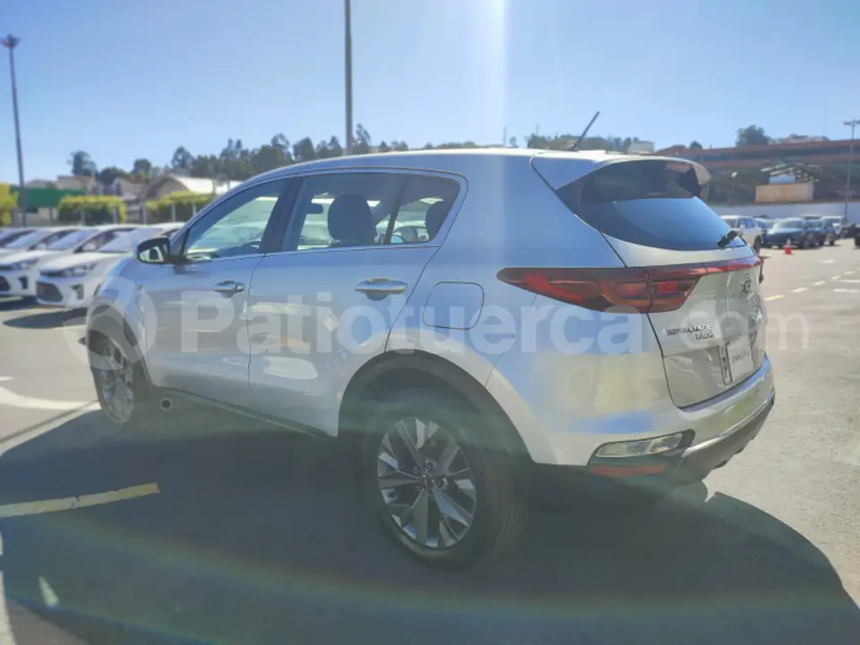 Foto 6 de Kia Sportage LX AT