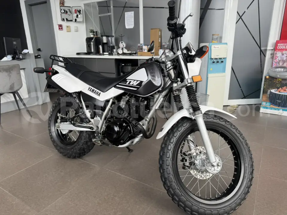 Foto 1 de Yamaha TW 200