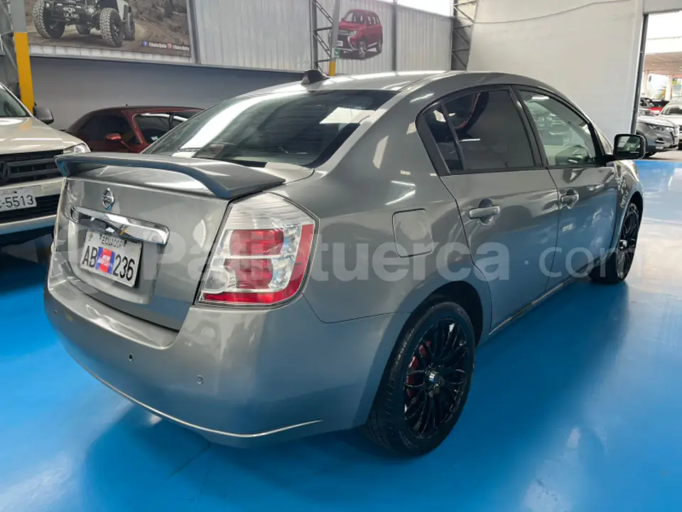 Foto 3 de Nissan Sentra Sport
