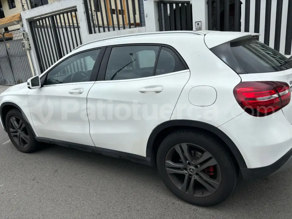 Foto 6 de Mercedes Benz GLA 180