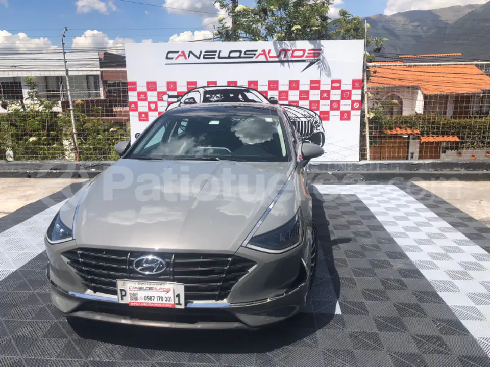 Foto 1 de Hyundai Sonata Hybrid