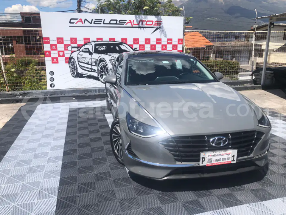 Foto 3 de Hyundai Sonata Hybrid