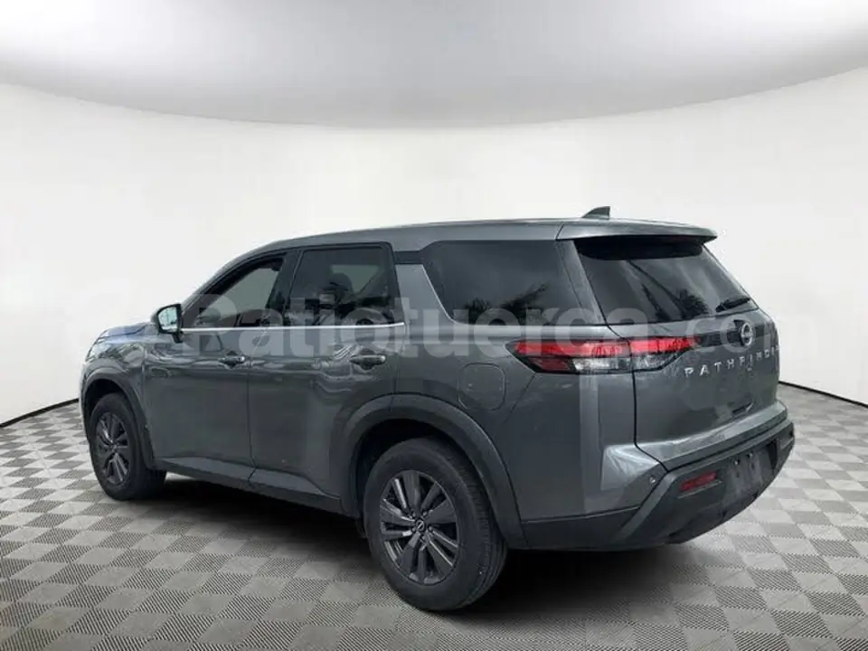 Foto 3 de Nissan Pathfinder