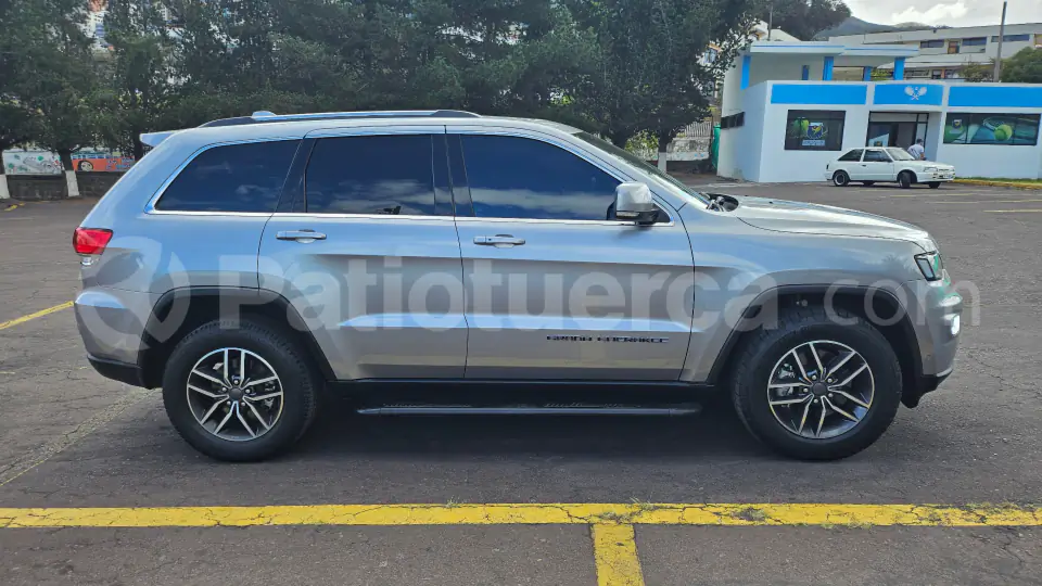 Foto 6 de Jeep Grand Cherokee Laredo