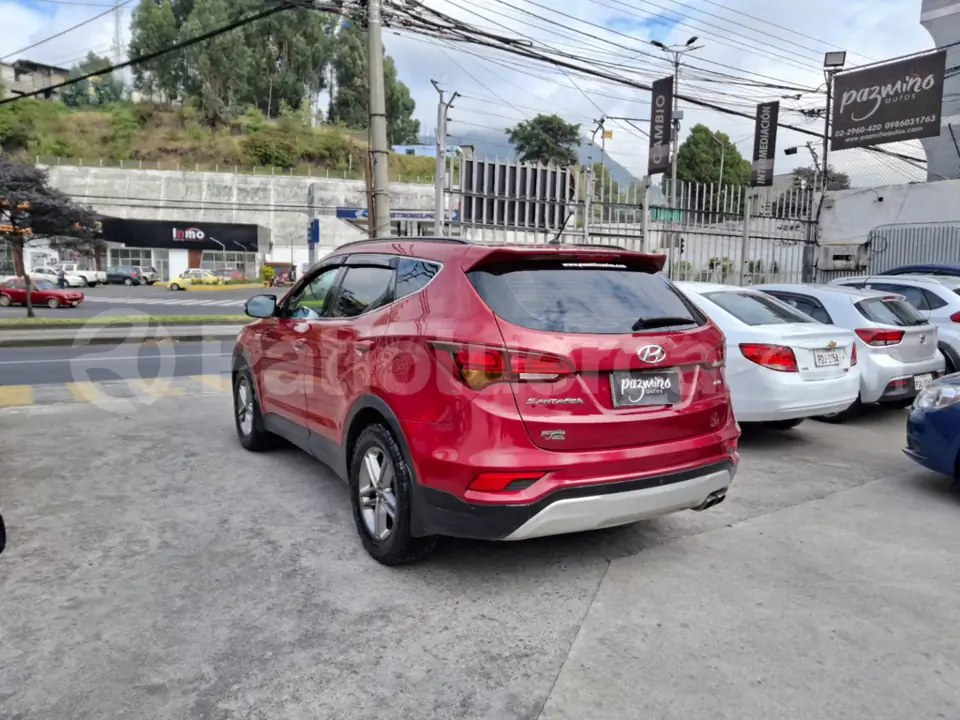 Foto 4 de Hyundai Santa Fe 4x2