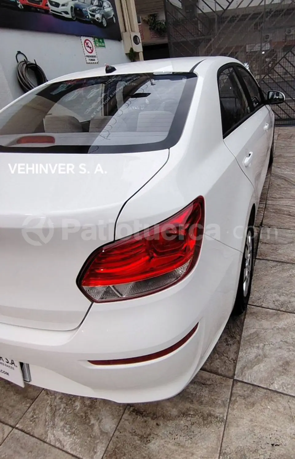 Foto 7 de Kia Soluto LX